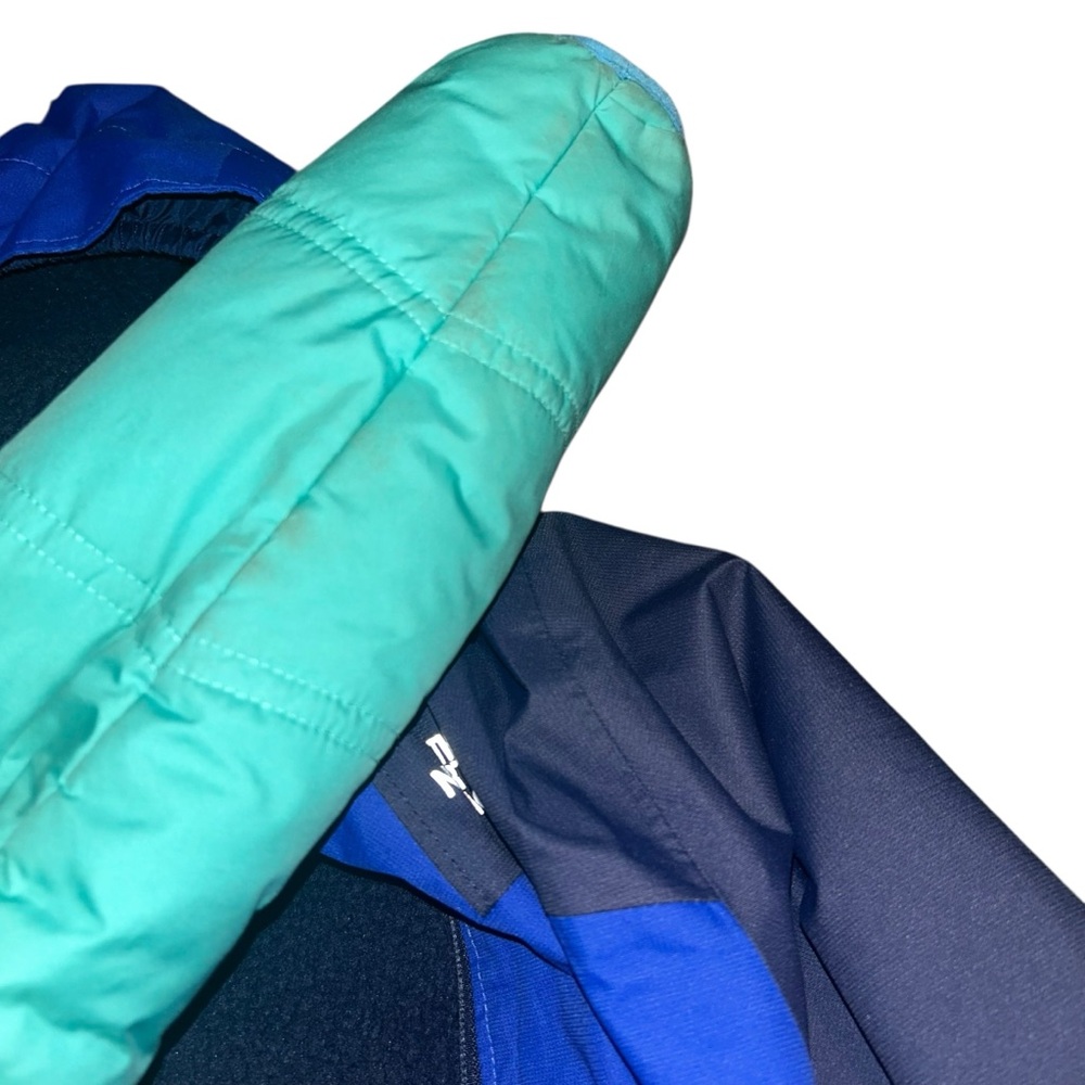 Patagonia toddler kids Reversible Tribbles Insulated Hoody coat size 2T - Picture 5 of 9